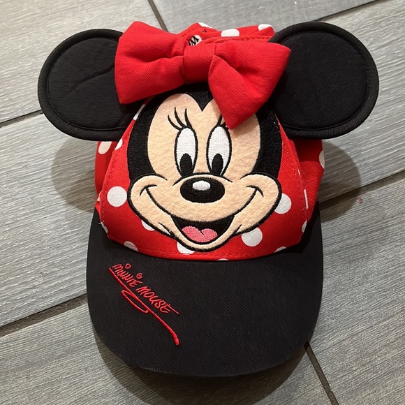 Walt Disney World Minnie toddler hat - Picture 2 of 7